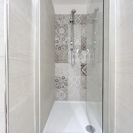 Elegante - Parcheggio - Ac Appartement *