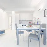 Lejlighed Elegante - Parcheggio - Ac *